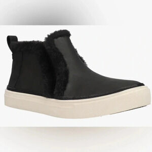 TOMS Leather Bryce Slip On Black boot Sneakers  Shoes Casual faux fur Sz 10